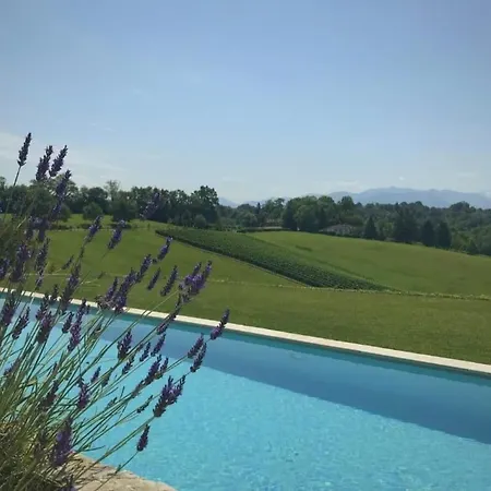 Maison Priats * Lasseube