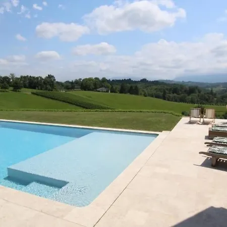 Maison Priats Maison d'hôtes *